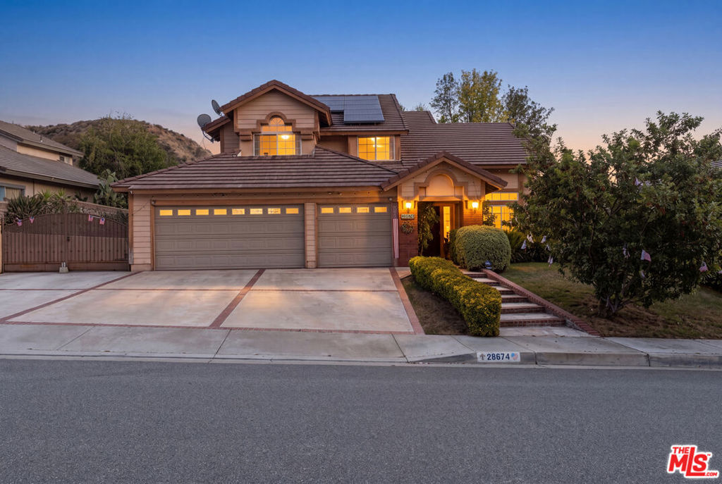 28674 Kathleen Avenue, Santa Clarita, CA 91390 — photo 1