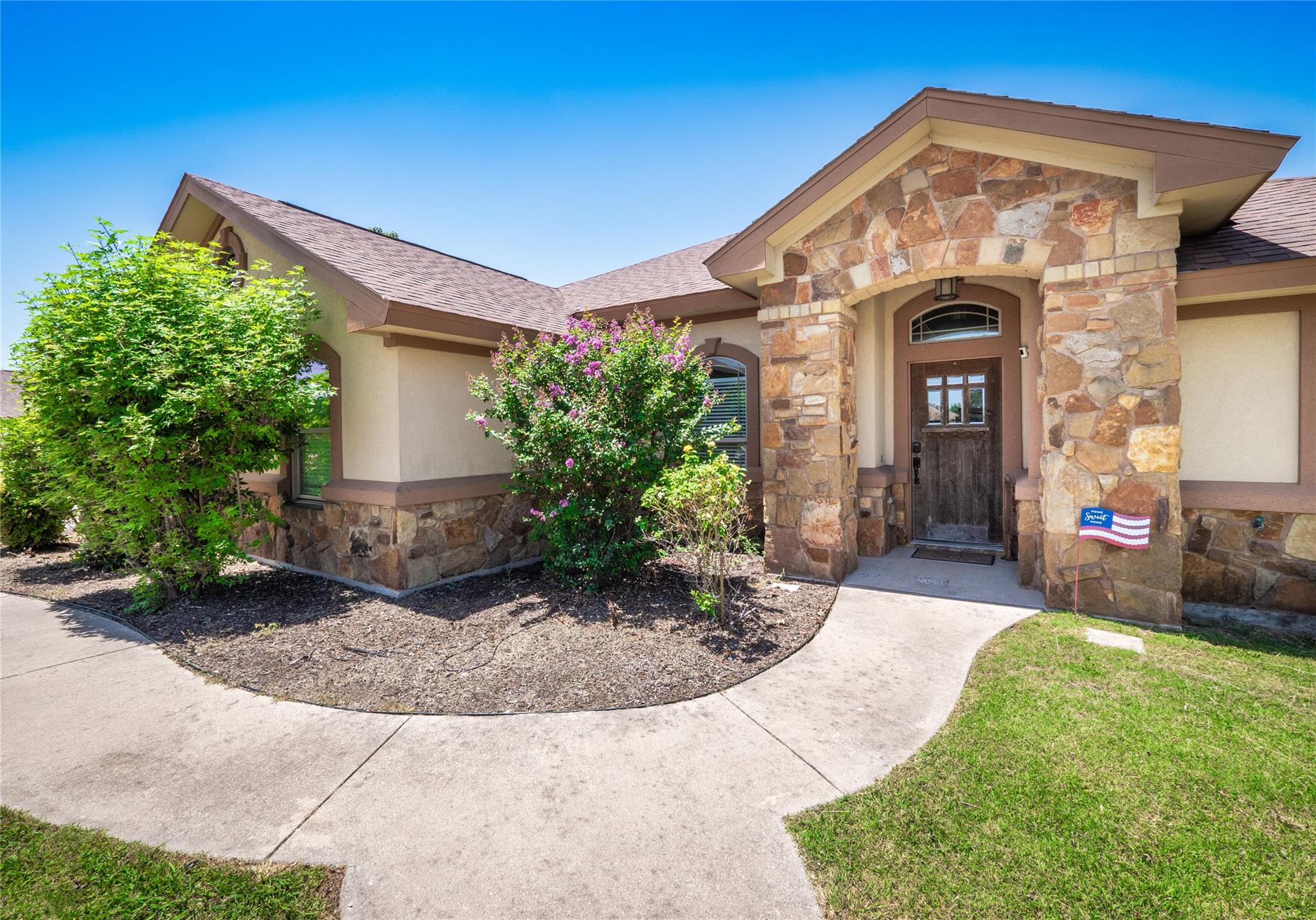 213  Sarahs Ln, Liberty Hill, TX 78642 — photo 1