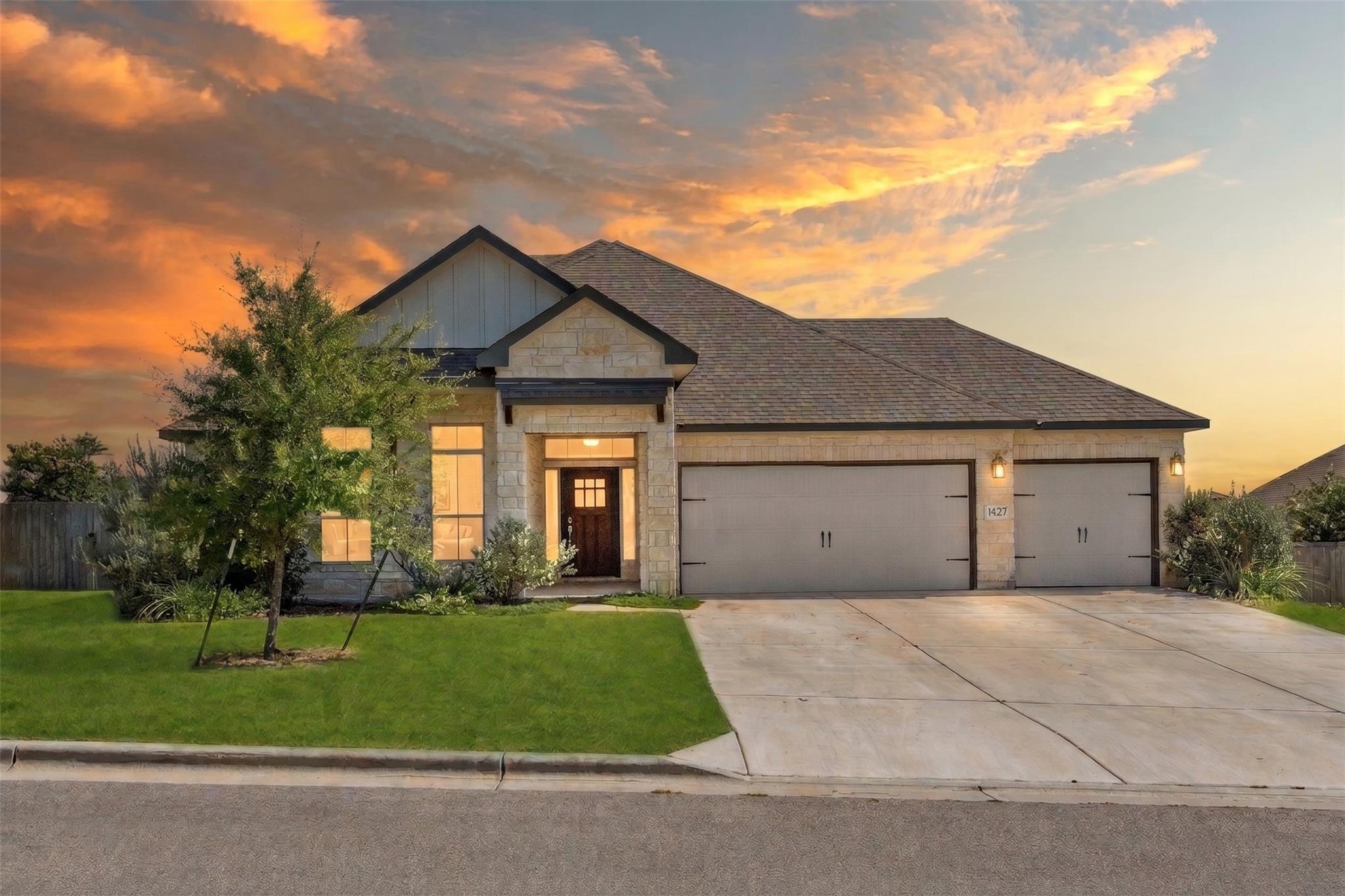 1527  Mountain Crest Cv, Salado, TX 76571 — photo 1