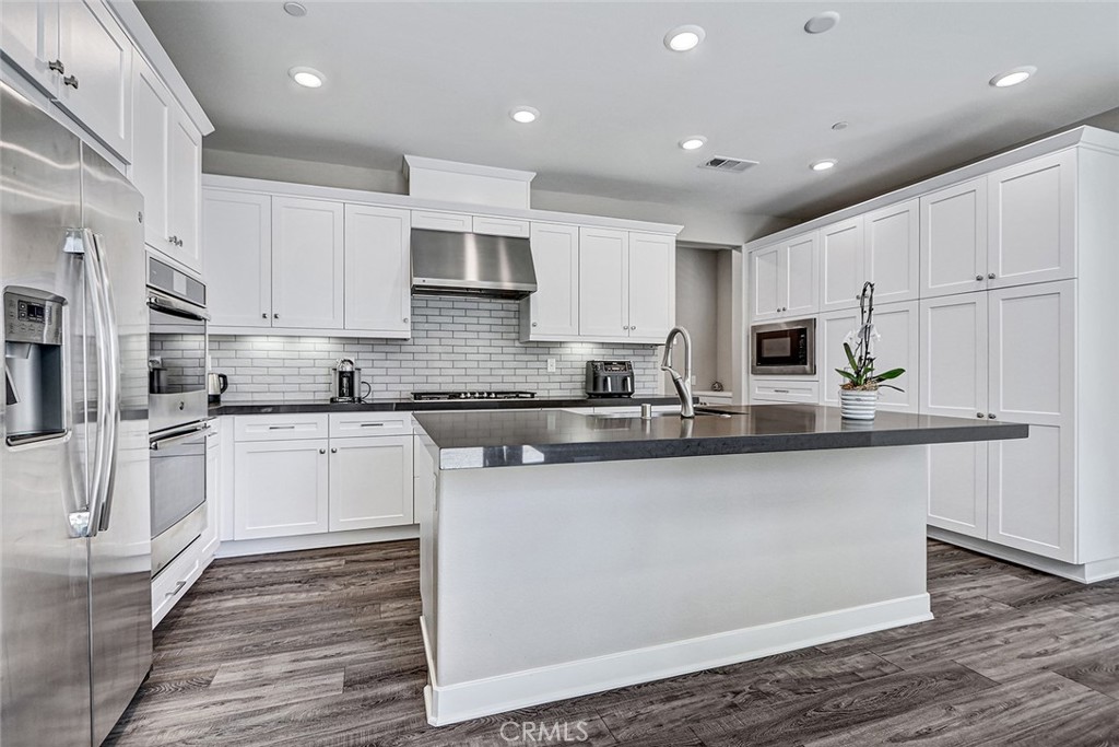 26 Country Glen, Pomona, CA 91766 — photo 1