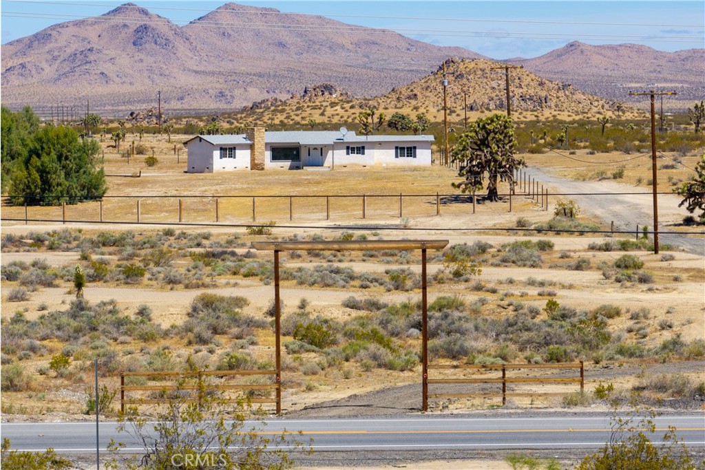 18531 E Palmdale Boulevard, Palmdale, CA 93591 — photo 1