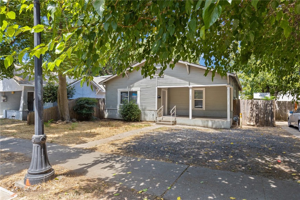 1038 W 5th Street, Chico, CA 95928 — photo 1
