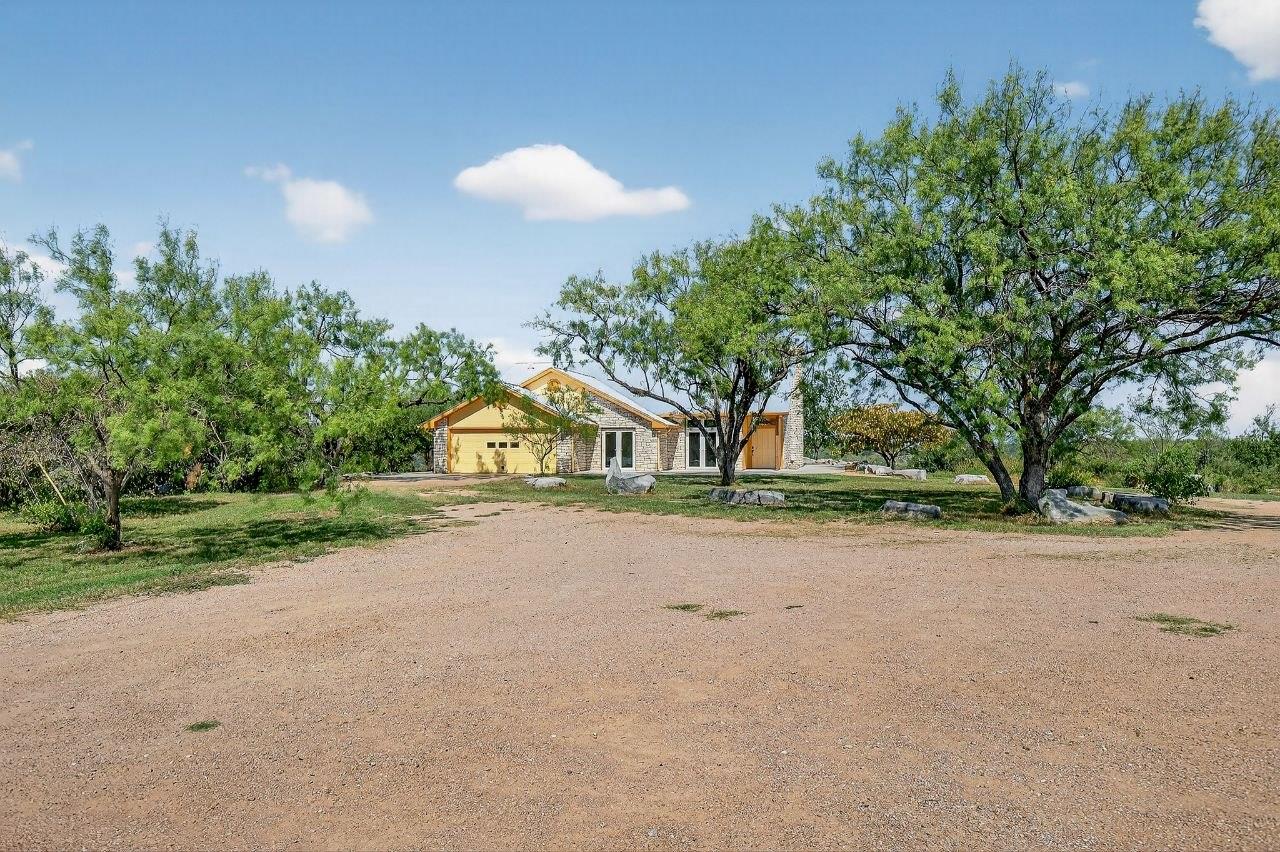 95 Gateway North None N, Marble Falls, TX 78654 — photo 1