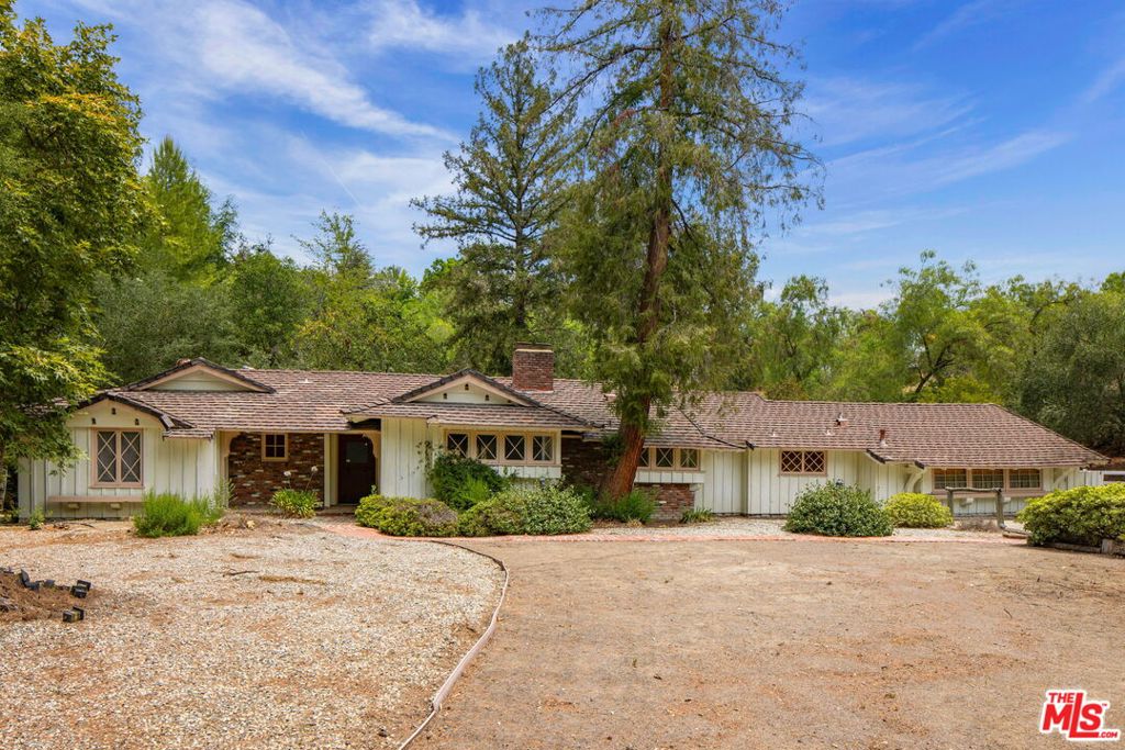 5854 Round Meadow Road, Hidden Hills, CA 91302 — photo 1