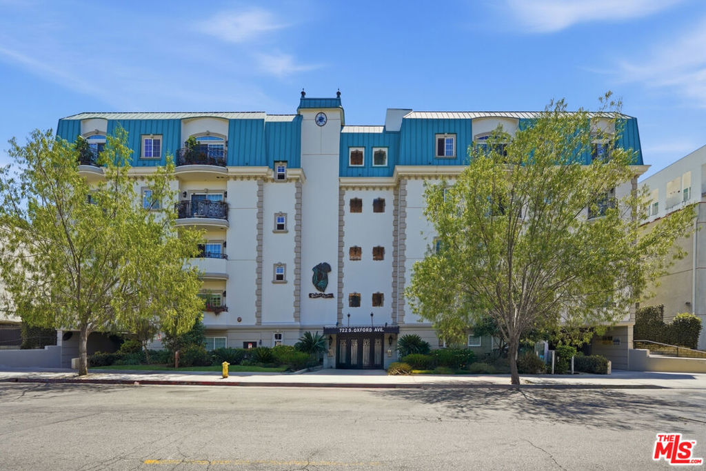 722 S Oxford Avenue 305, Los Angeles, CA 90005 — photo 1