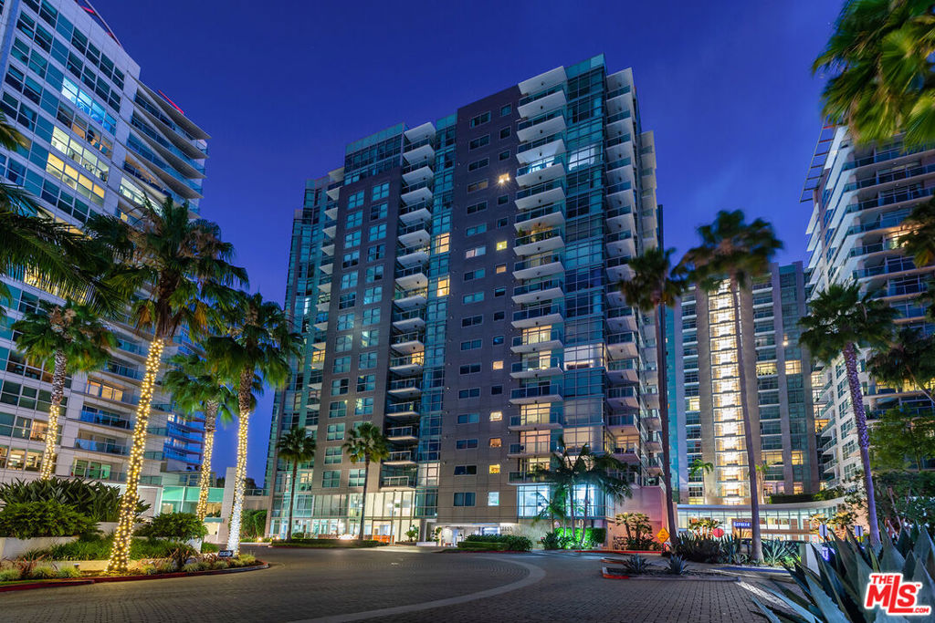 13650 Marina Pointe Drive 404, Marina Del Rey, CA 90292 — photo 1