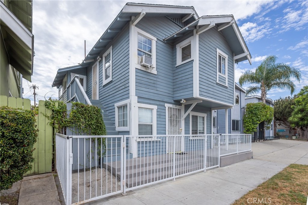 1007 Lewis Avenue, Long Beach, CA 90813 — photo 1