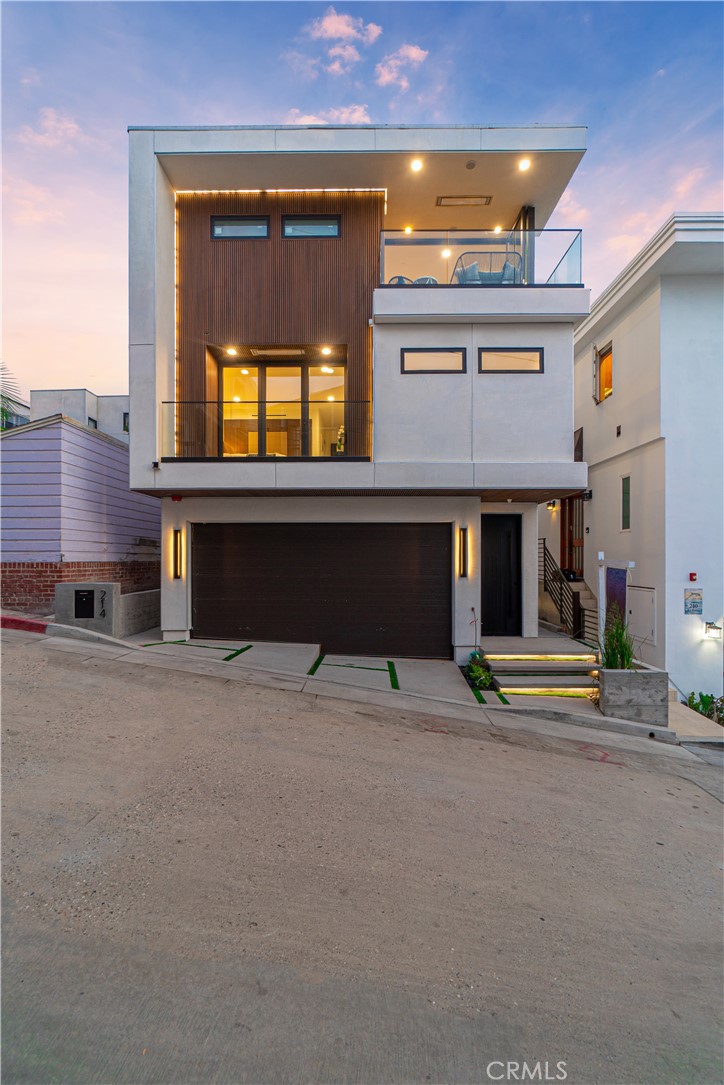 214 El Porto Street, Manhattan Beach, CA 90266 — photo 1