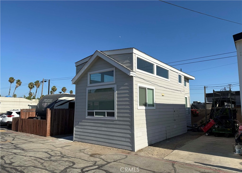 2548 Peck Road 12