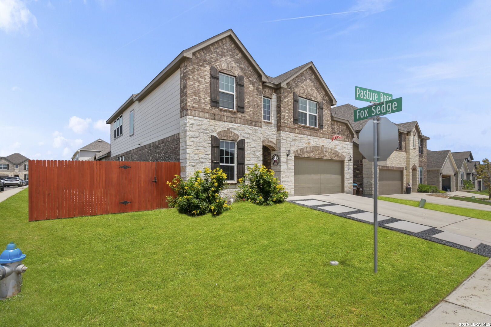 905 Pasture Rose, New Braunfels, TX 78130 — photo 1