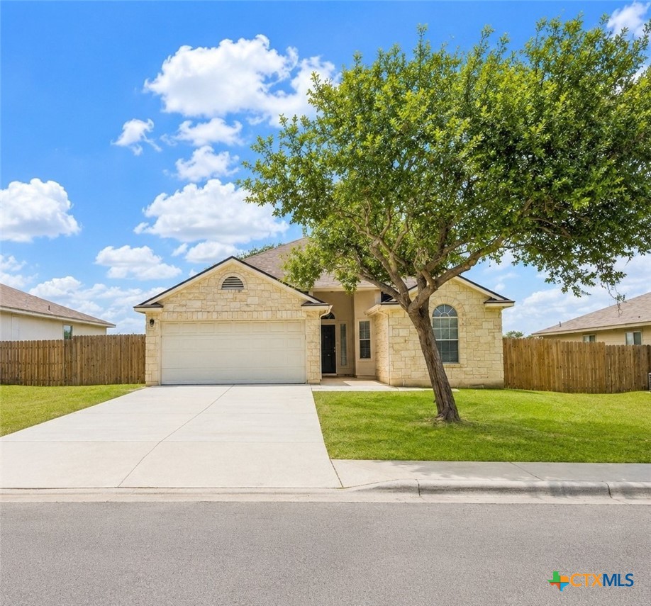 136 Musgrav, Kyle, TX 78640 — photo 1