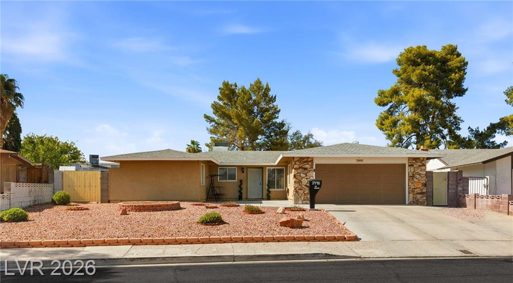 3948 Oakhill Avenue, Las Vegas, NV 89121 — photo 1