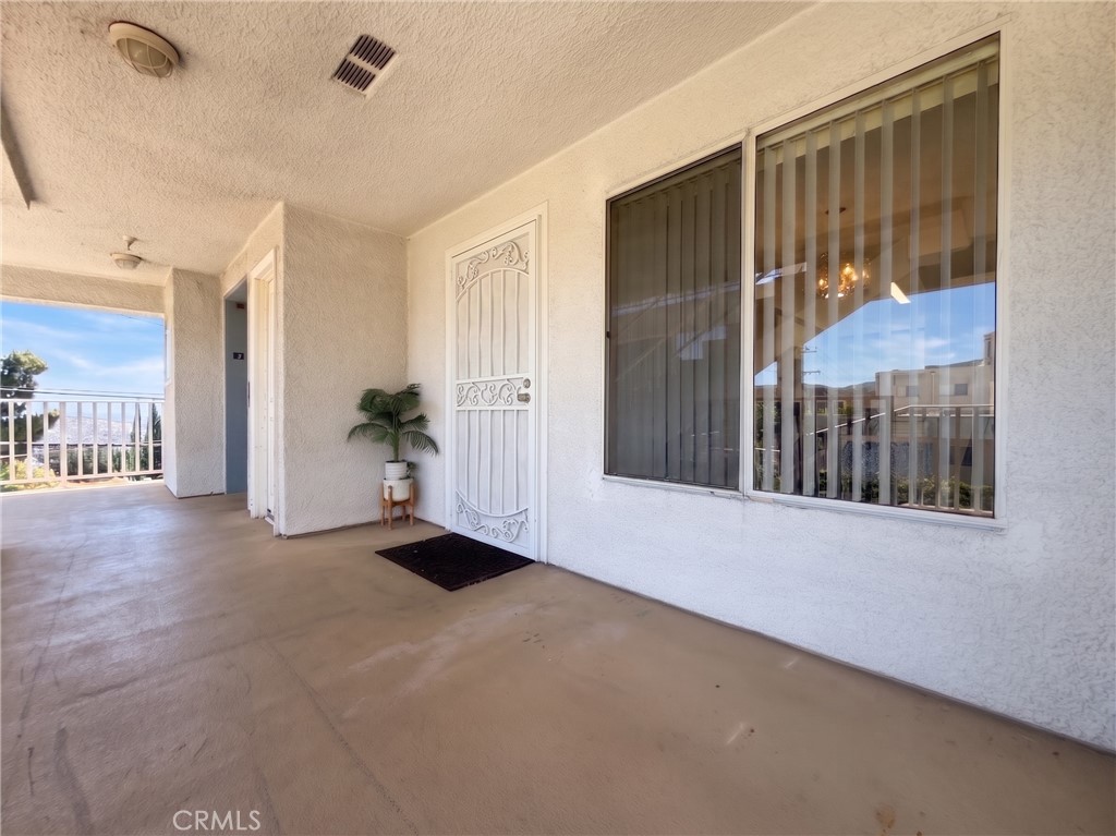 10282 Tujunga Canyon Boulevard 201, Tujunga, CA 91042 — photo 1