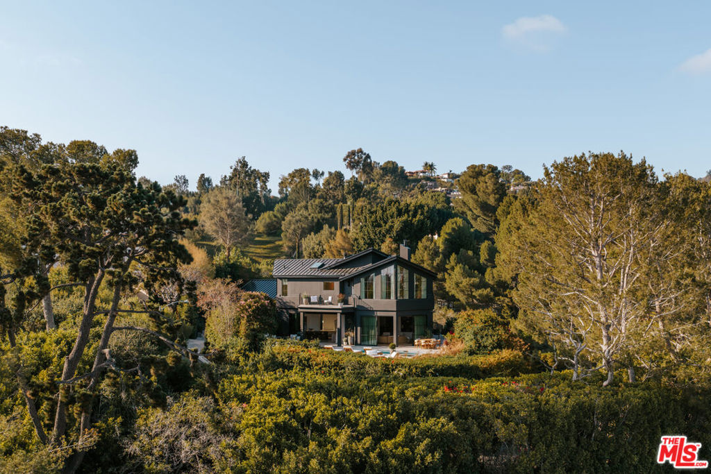 1122 La Altura Road, Beverly Hills, CA 90210 — photo 1