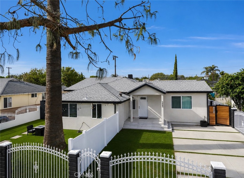 7445 Oakdale Avenue, Winnetka, CA 91306 — photo 1