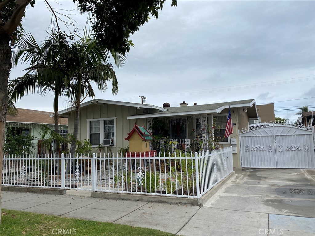 2310 Elm, Long Beach, CA 90806 — photo 1