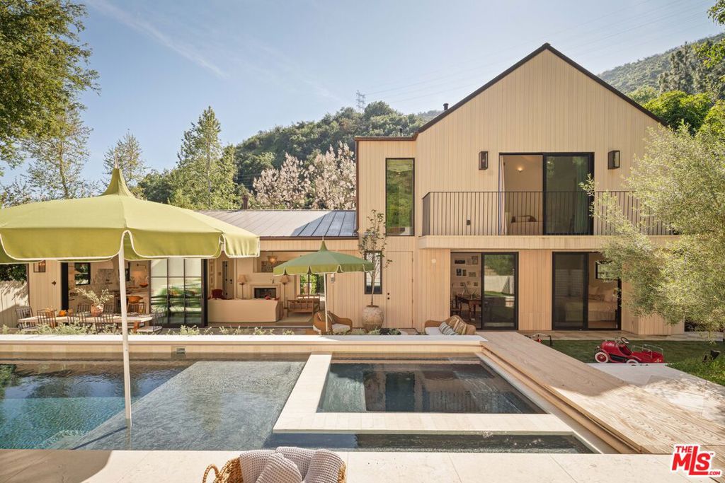 3640 Mandeville Canyon Road, Los Angeles, CA 90049 — photo 1