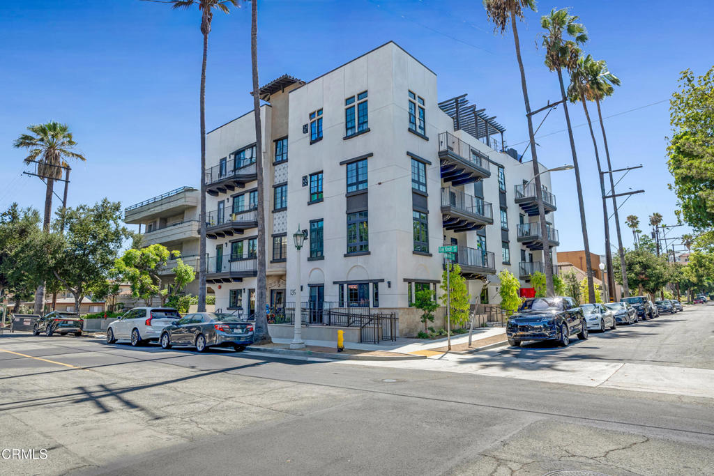 139 S Oak Knoll Avenue 103, Pasadena, CA 91101 — photo 1