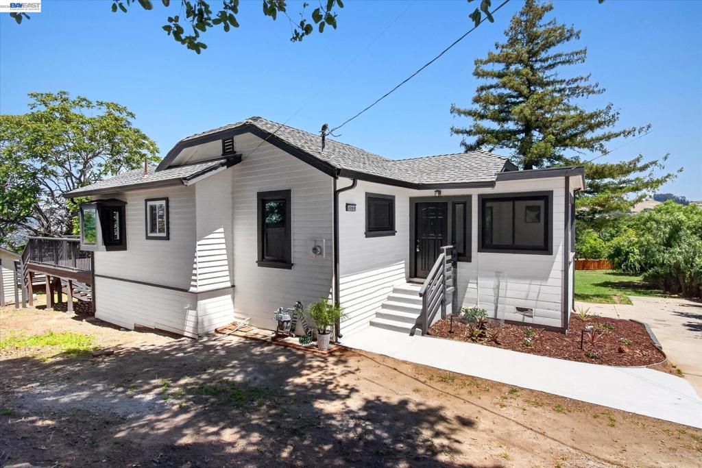 3280 Ohlone Way, Hayward, CA 94541 — photo 1