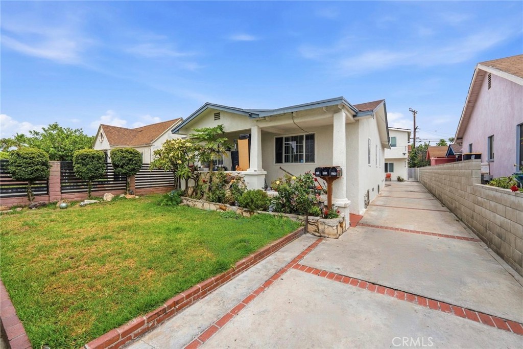 622 Eastmont, Los Angeles, CA 90022 — photo 1