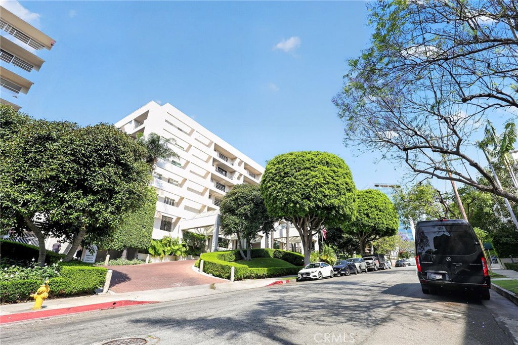 1131 Alta Loma 308, West Hollywood, CA 90069 — photo 1