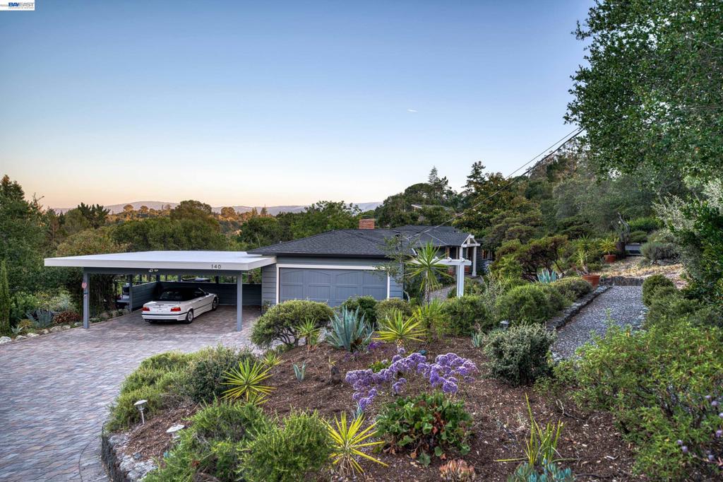140 Sheridan Way, Woodside, CA 94062 — photo 1