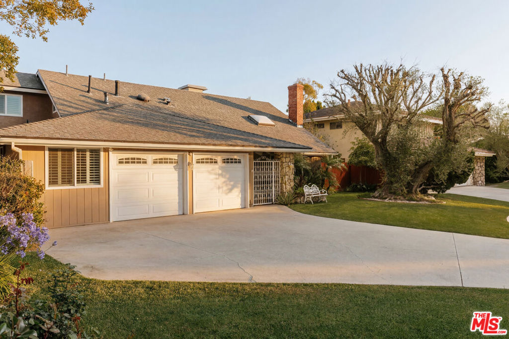 6125 Queenridge Drive, Rancho Palos Verdes, CA 90275 — photo 1