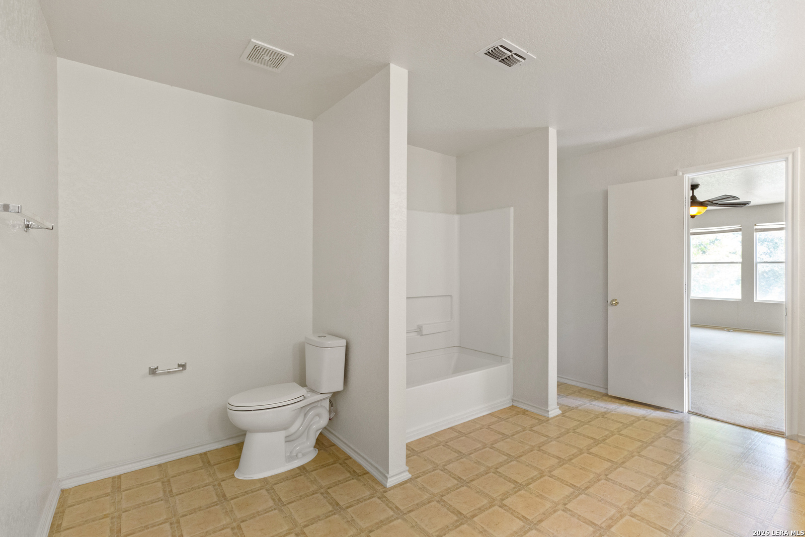 9135 Malabar Canyon, ,  78245 — photo 1