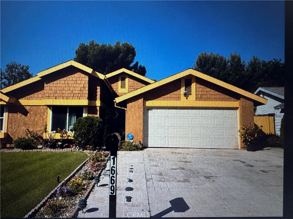 1669 W Phillips Drive, Pomona, CA 91766 — photo 1