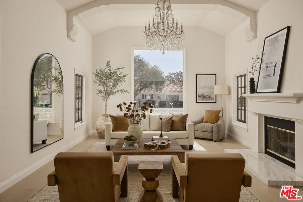 8607 Clifton Way, Beverly Hills, CA 90211 — photo 1