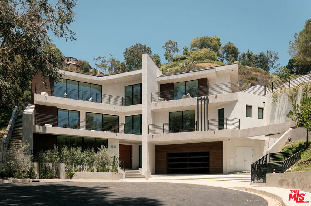 2630 Algodon Court, Los Angeles, CA 90046 — photo 1