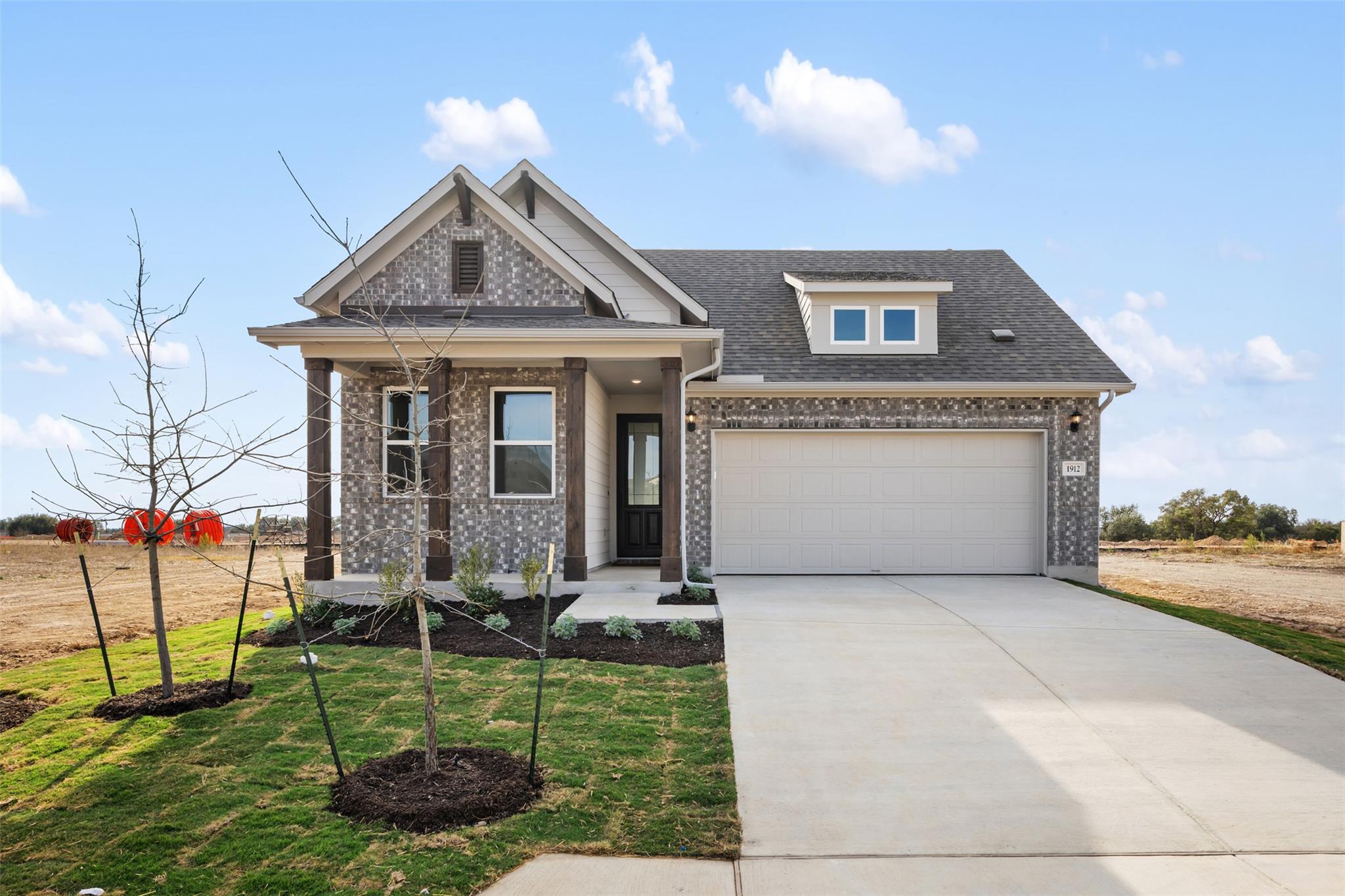 126 Arlington Park Loop, Hutto, TX 78634 — photo 1