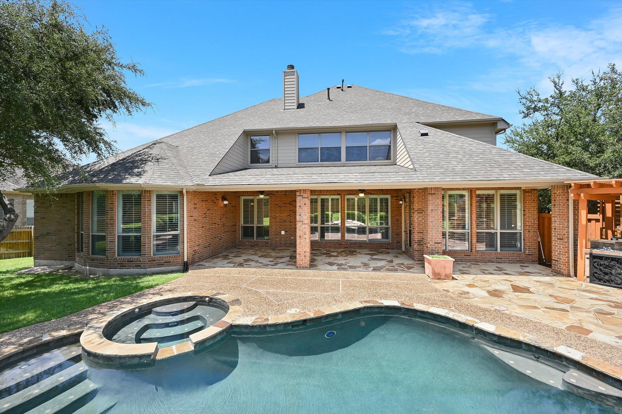 560 Aspen, Austin, TX 78737 — photo 1