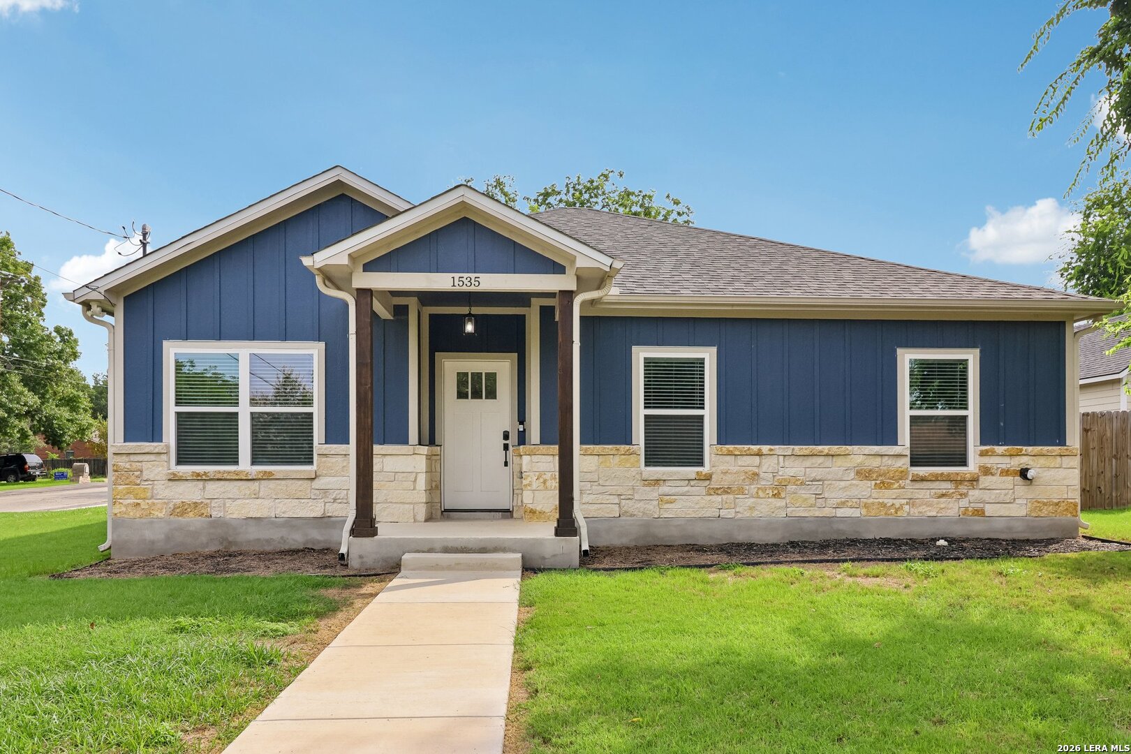 1535 Larkspur, San Antonio, TX 78213 — photo 1