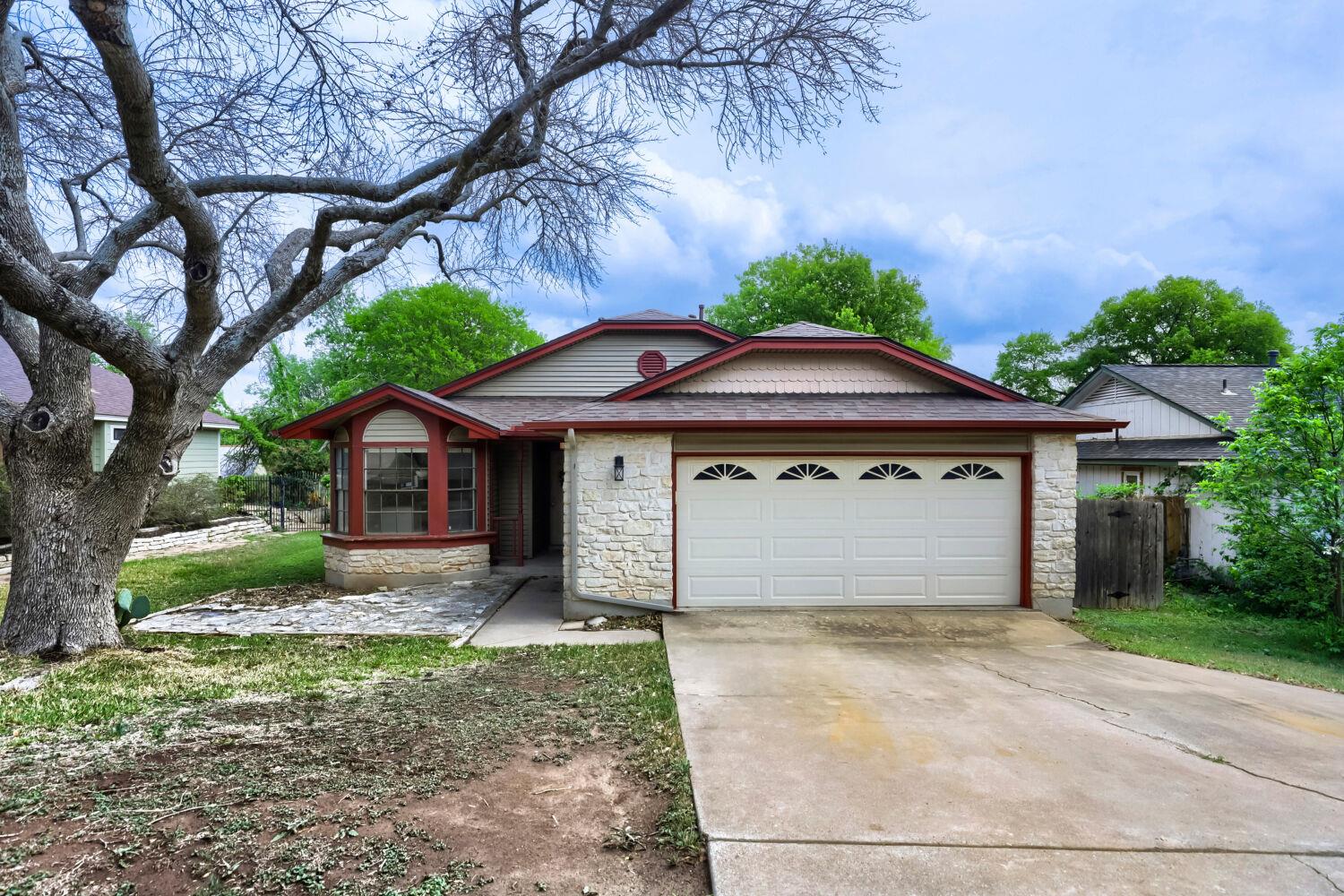 13113 BILLIEM, Austin, TX 78727 — photo 1