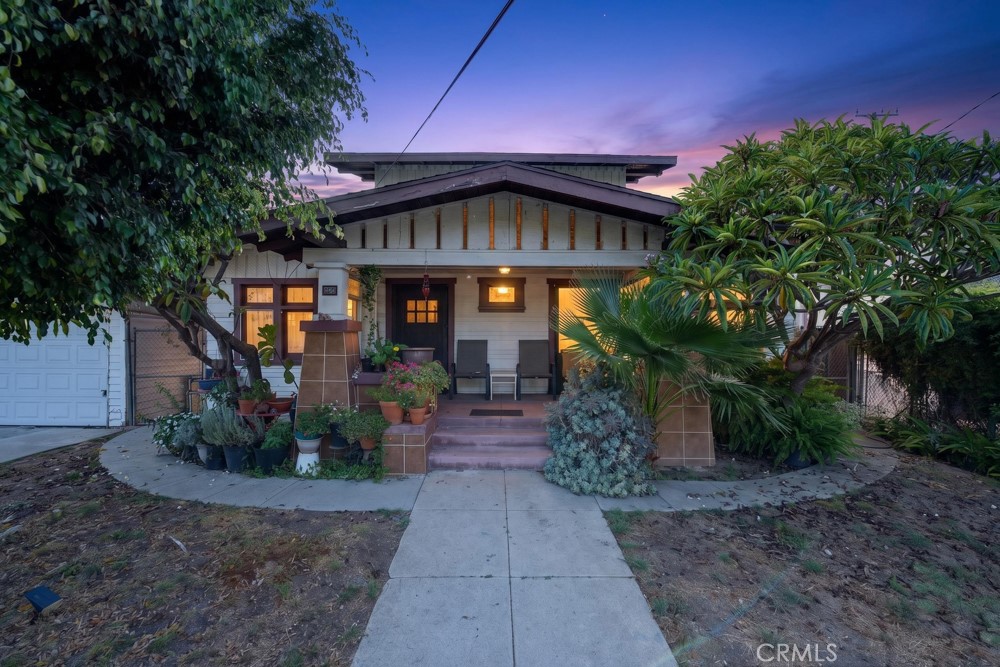 523 N Lake Street, Los Angeles, CA 90026 — photo 1