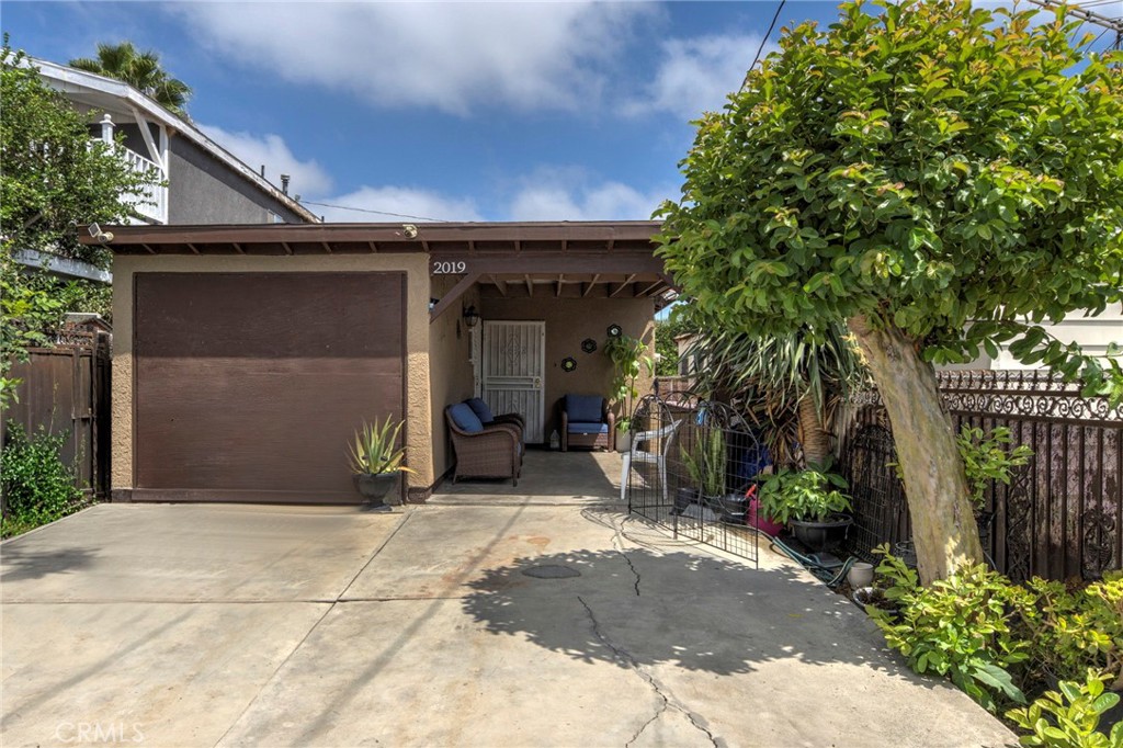 2019 E Shauer, Compton, CA 90222 — photo 1