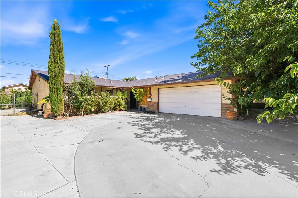 38442 3rd St E E, Palmdale, CA 93550 — photo 1