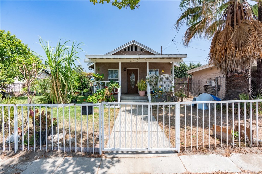 325 W Crescent Drive, Azusa, CA 91702 — photo 1