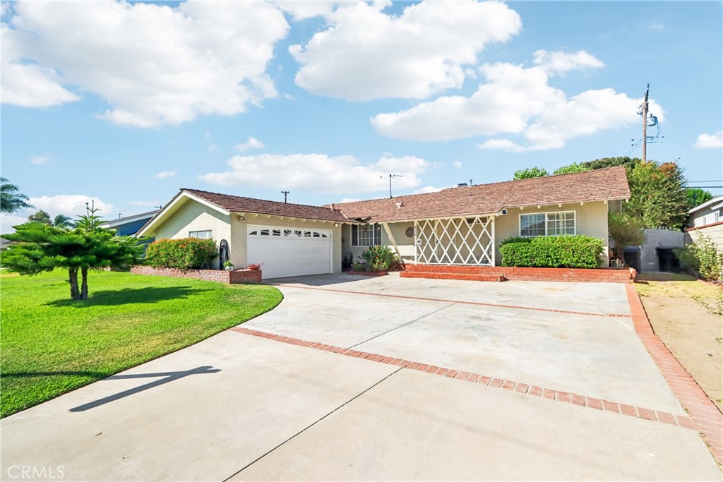 911 W Lucille Avenue, West Covina, CA 91790 — photo 1