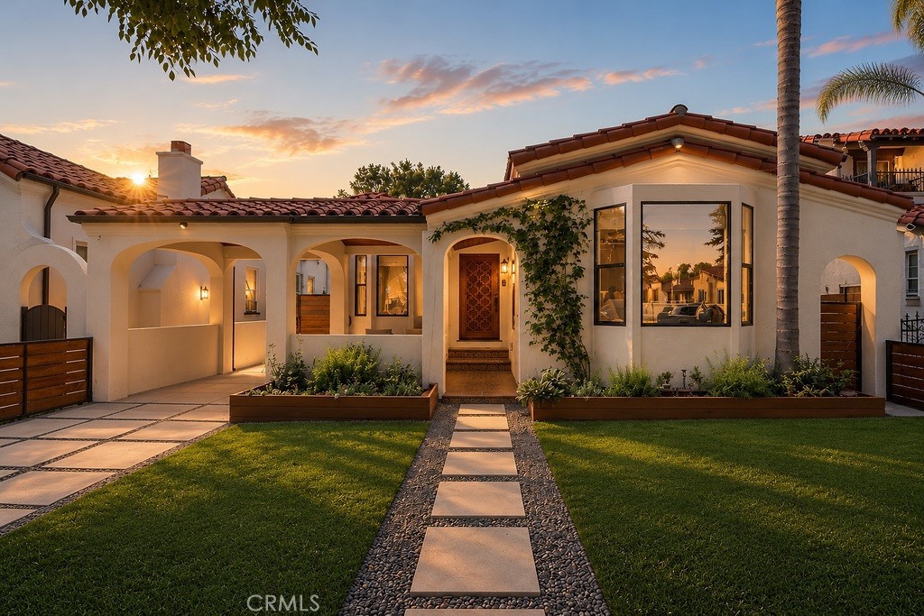 4247 7th Avenue, Los Angeles, CA 90008 — photo 1