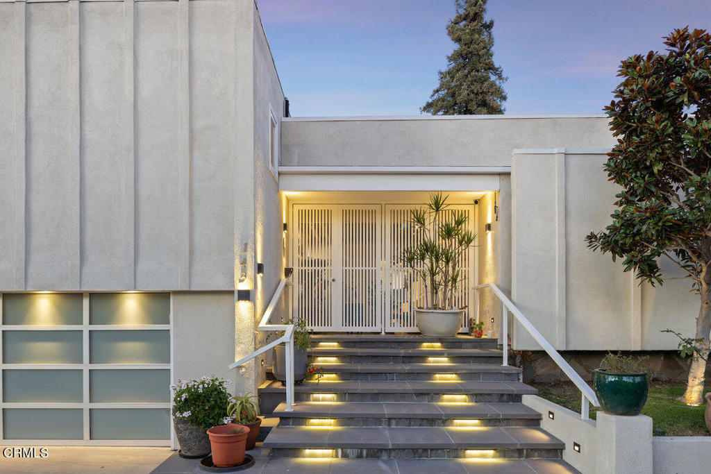 143 Foxtail Drive, Santa Monica, CA 90402 — photo 1