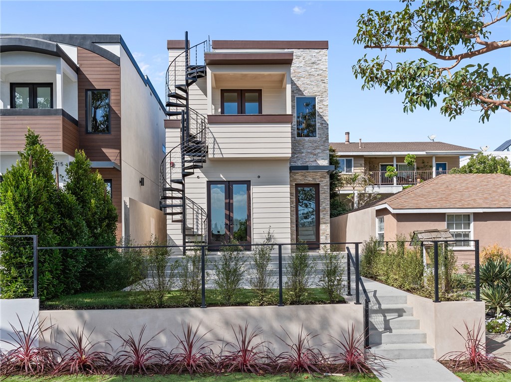 417 Standard, El Segundo, CA 90245 — photo 1