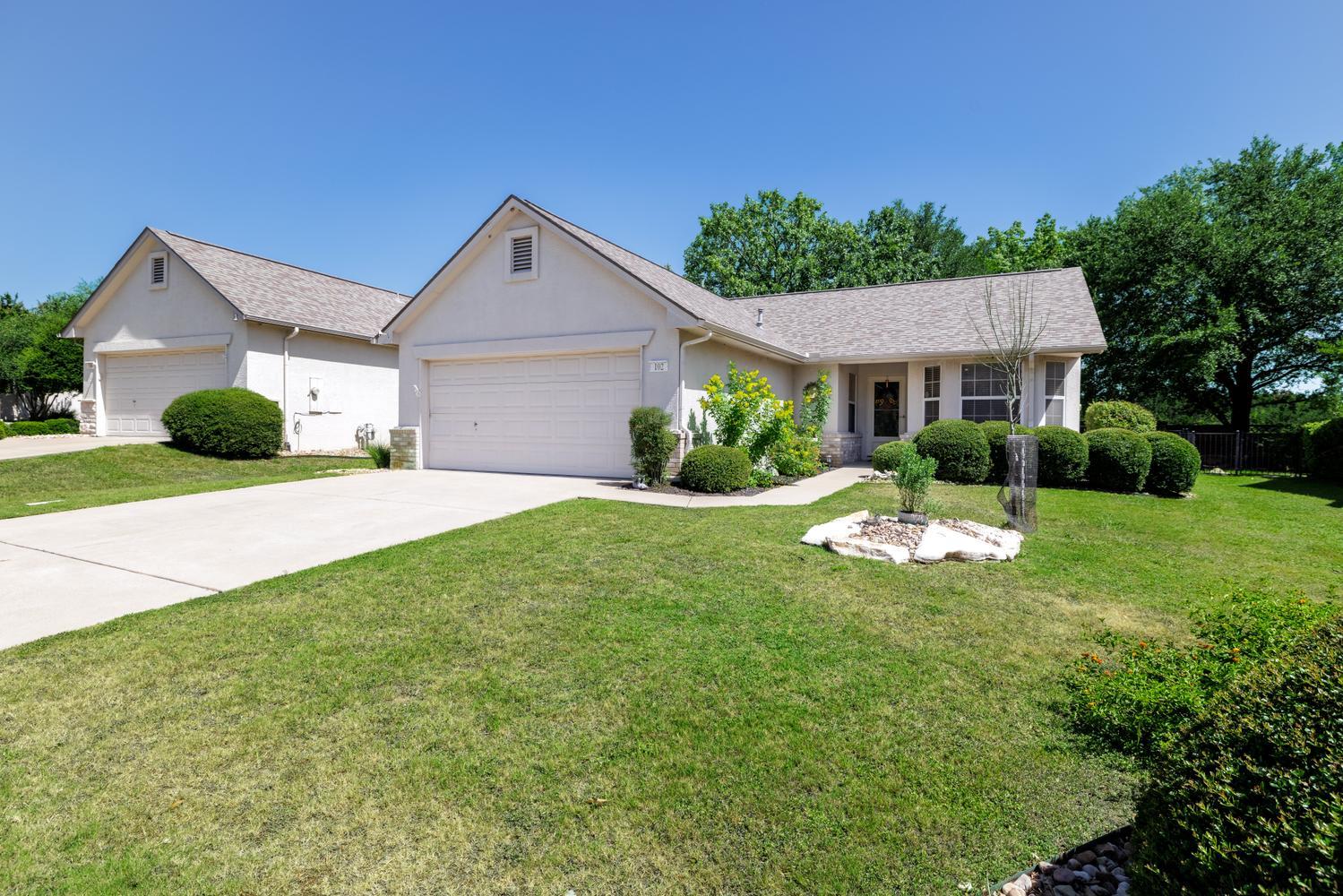 102 Whitewing, Georgetown, TX 78633 — photo 1