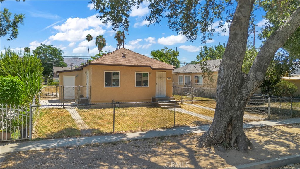 4156 Dwight, Riverside, CA 92507 — photo 1