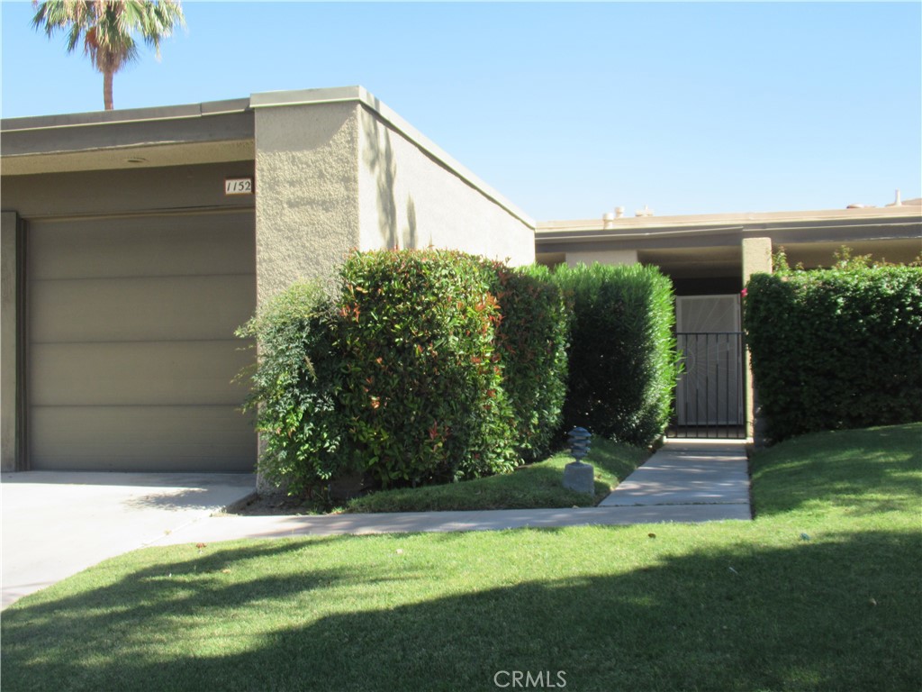 1152 Tiffany Circle N, Palm Springs, CA 92262 — photo 1