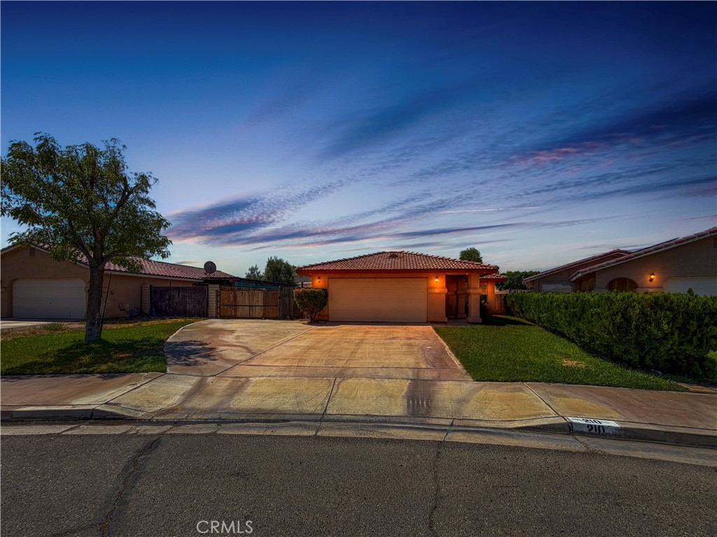 210 E Oasis, Blythe, CA 92225 — photo 1