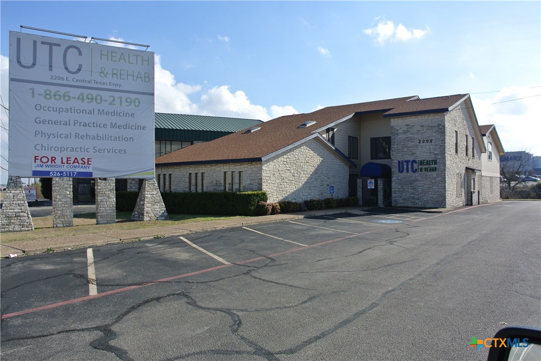 2206 E Central Texas Expressway, Killeen, TX 76543 — photo 1