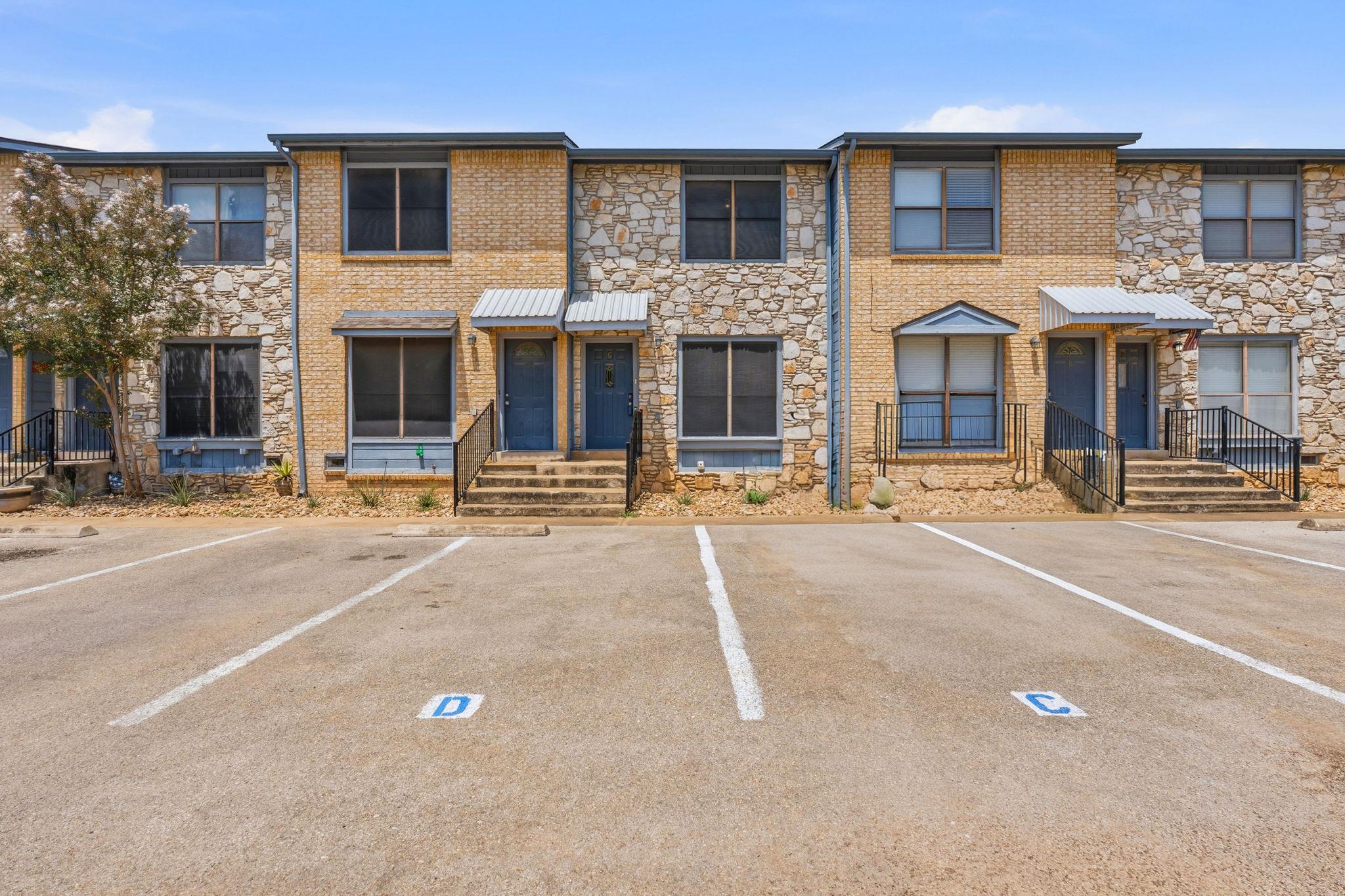 3009 Whisper Oaks, Georgetown, TX 78628 — photo 1