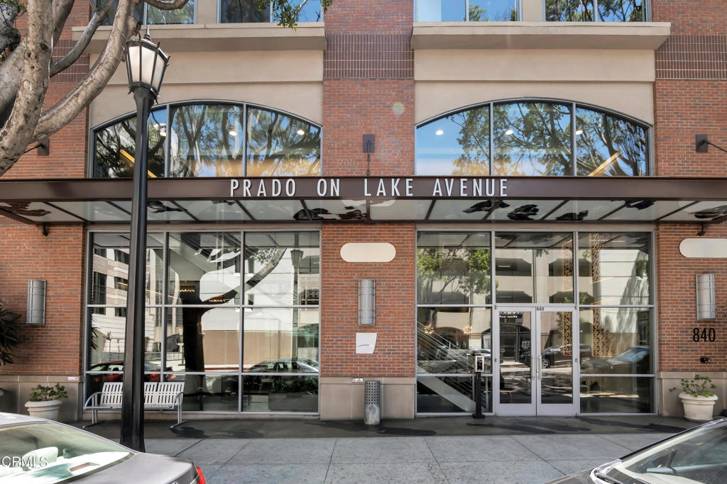 840 E Green Street 329, Pasadena, CA 91101 — photo 1
